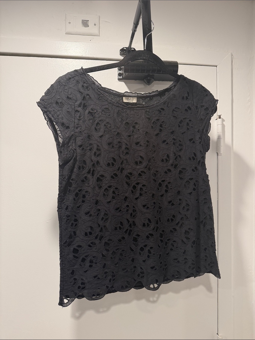 Joie Black Lace Cap Sleeve Blouse